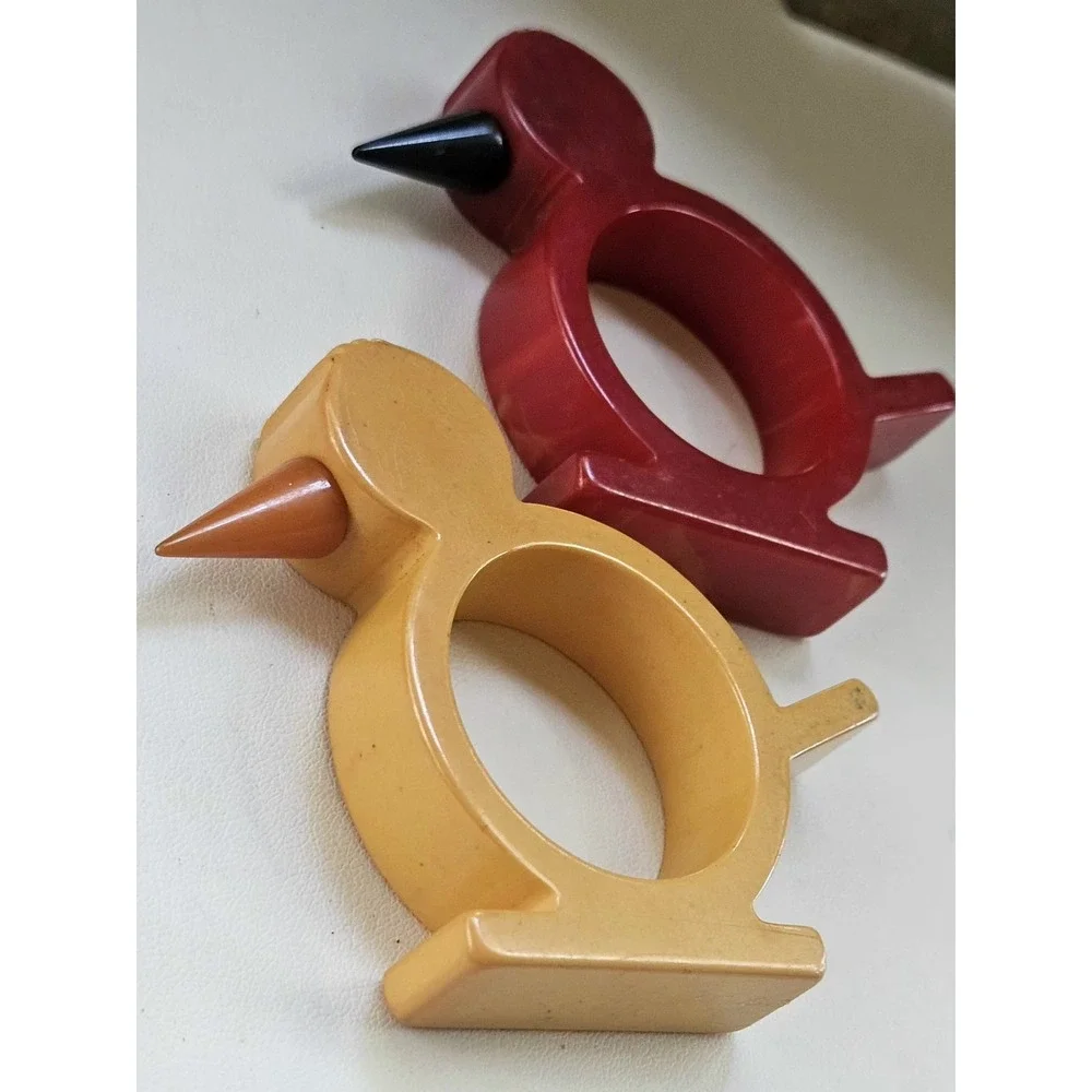 Set Of 2 Vintage Butterscotch & Red Bird Bakelite Napkin Rings